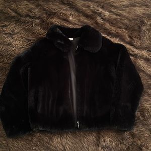 Brandy Melville faux fur jacket